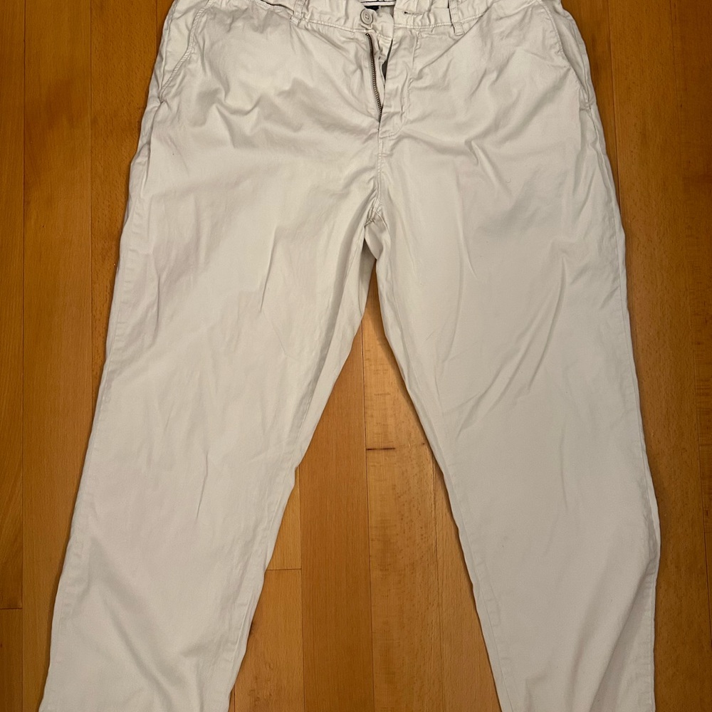 J Crew Mens Stretch khaki SIZE 36